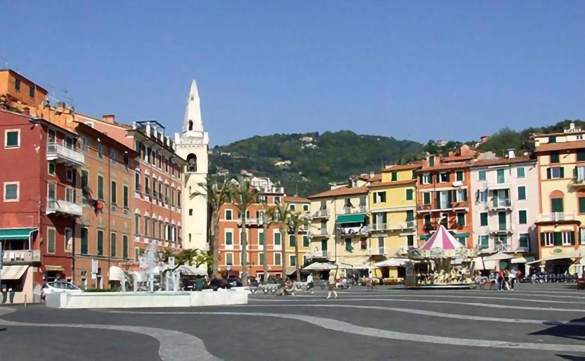 Affittacamere "In Piazzetta Da Vasco" Lerici Exterior photo