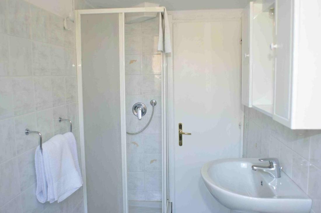 Affittacamere "In Piazzetta Da Vasco" Lerici Room photo